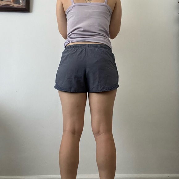 Nike Women's Dark Gray Athletic Shorts - Picture 1 of 3